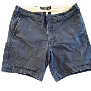 Abercrombie & Fitch stretch shorts.